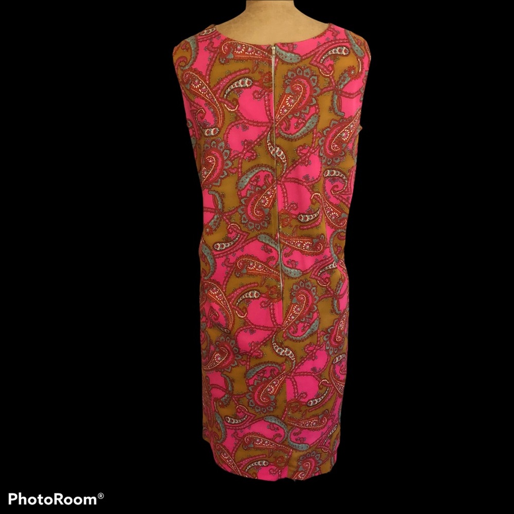 Vintage 60s Vibrant Pink Paisley Mini Dress - Picture 4 of 5